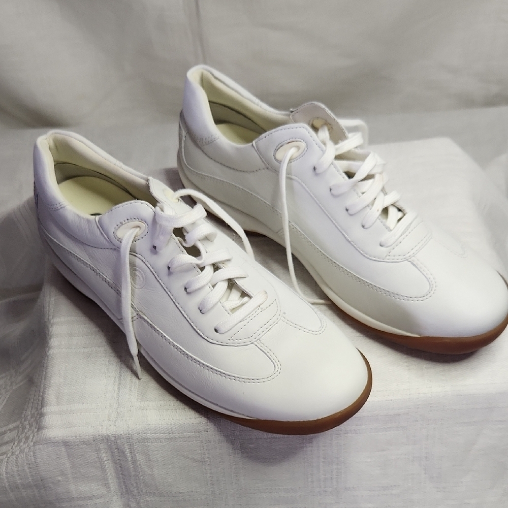 Rockport White Sneakers with Breathable Leather and Gum Sole